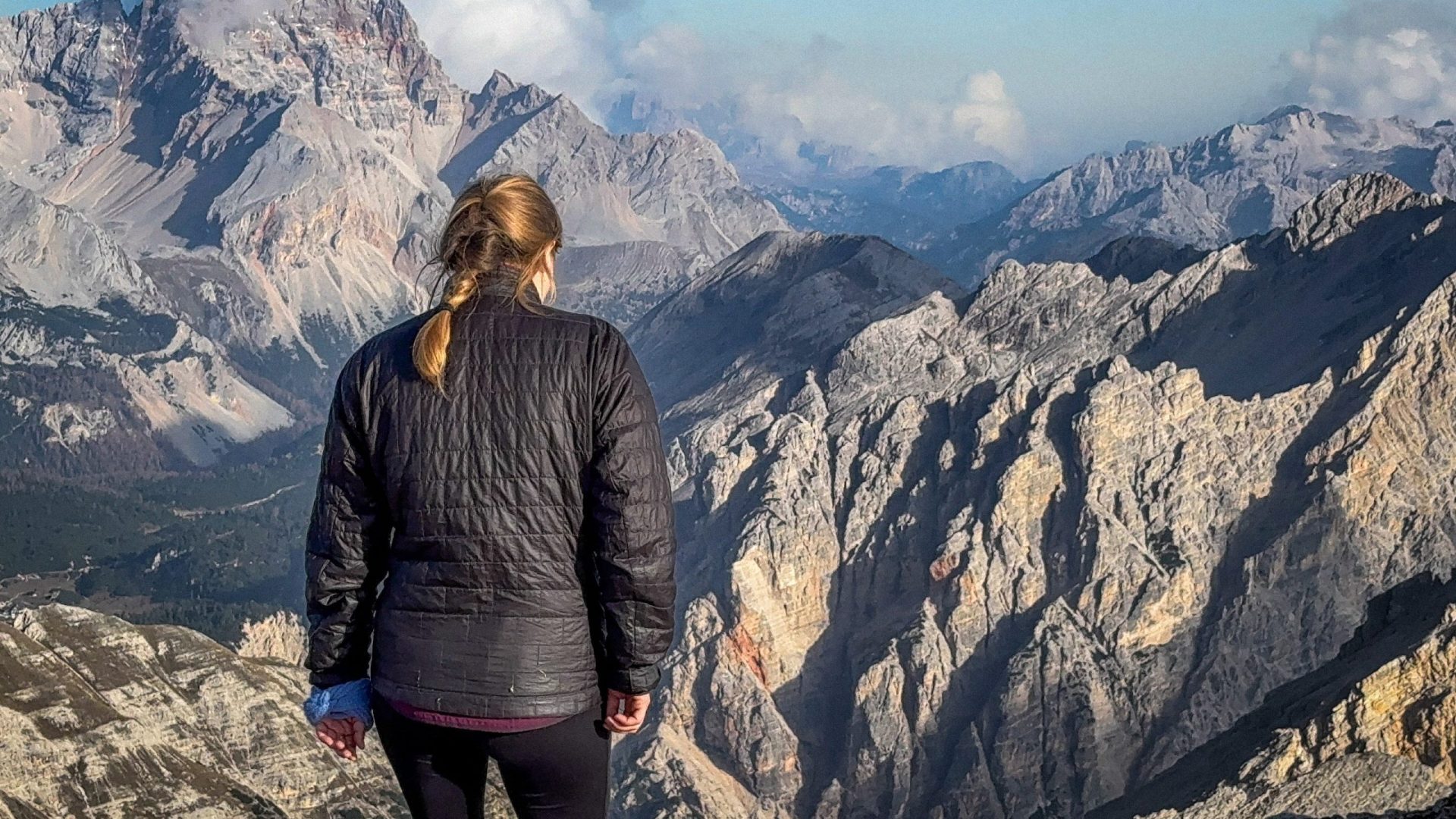 Hiking dolomites 4